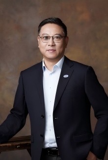 楊偉暾.jpg
